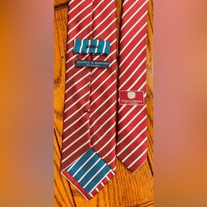 Haines & Bonner of London silk tie,red/white stripe,standard length